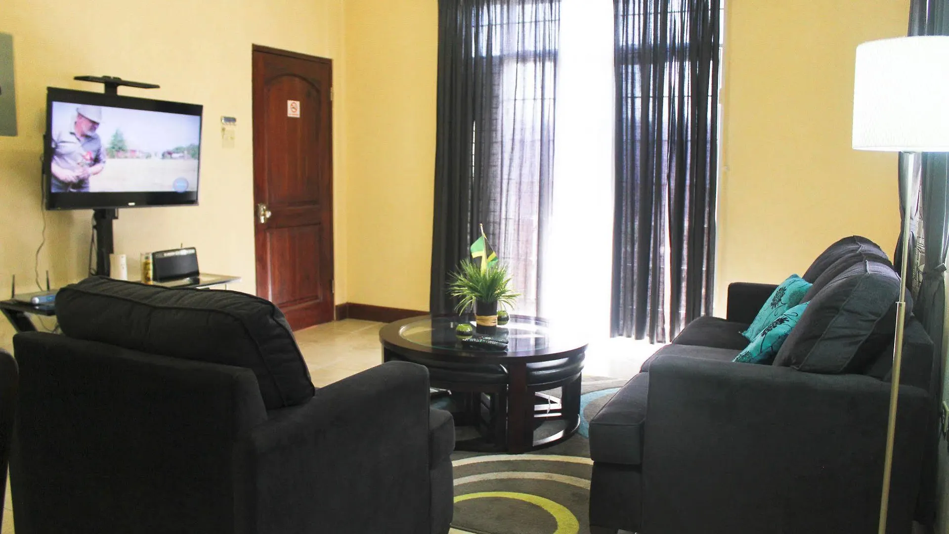 Eclipse Suite Guest Apartment Kingston